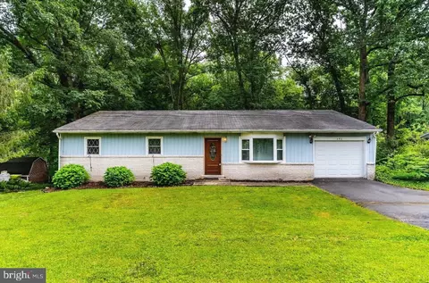 130 Conley Ln, Etters, PA 17319
