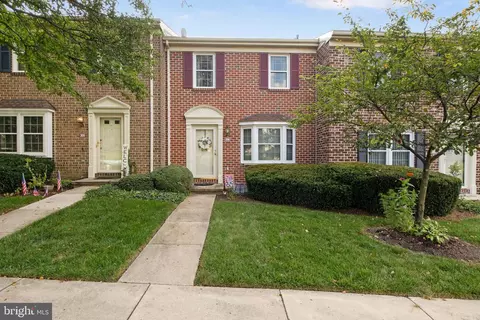 206 Chambers Rdg #206, York, PA 17402