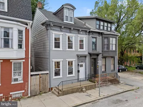 18 E South St, York, PA 17401
