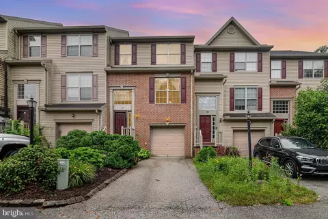 37 Zachary Dr, Hanover, PA 17331