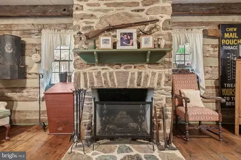 465 S Blacksmith Ave, Windsor, PA 17366 photo 27