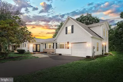 12 Keller Ave, Hellam, PA 17406