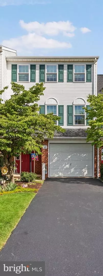 455 Harvest Dr, York, PA 17404