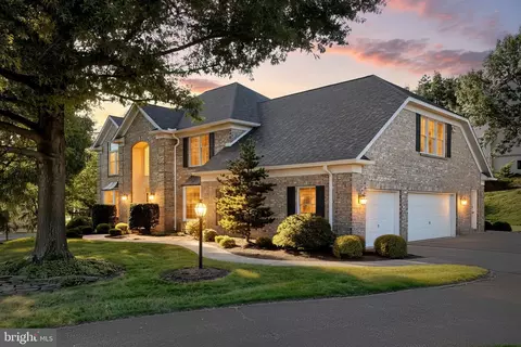 3333 Poses Pl, York, PA 17406