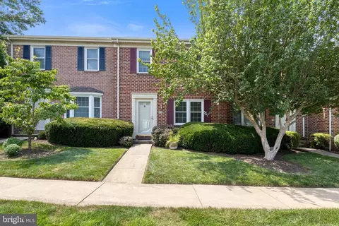 202 Chambers Rdg #202, York, PA 17402