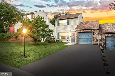3152 Sunshine Dr #88A, Dover, PA 17315