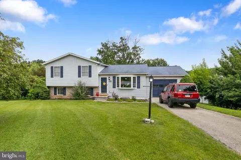 42 Arlene Dr, Hanover, PA 17331