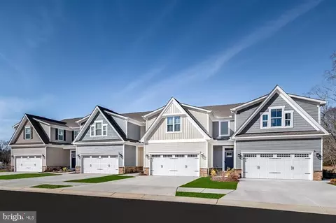 1305 Masters Ln, York, PA 17403