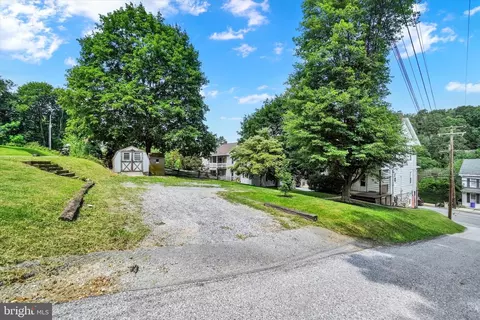 67 E Main St, Windsor, PA 17366 photo 31