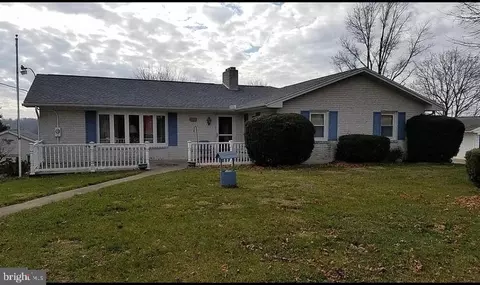 2207 Black Rock Rd, Hanover, PA 17331