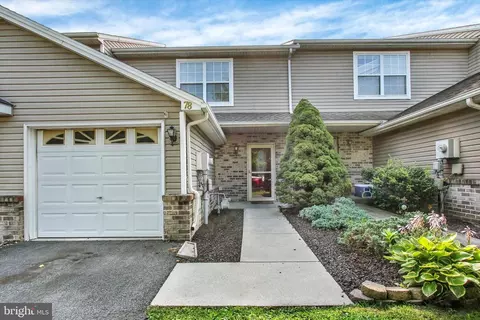 78 Clemens Dr, Dillsburg, PA 17019