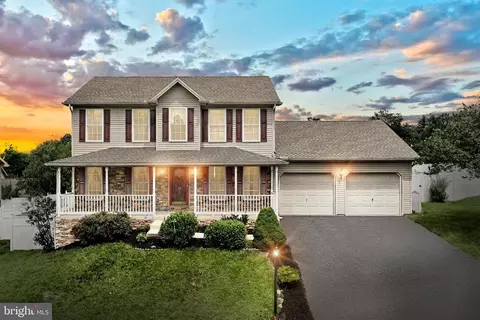 40 Winterberry Ln, Etters, PA 17319