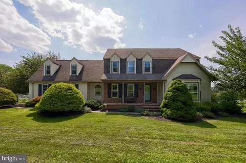 320 School St, York, PA 17402