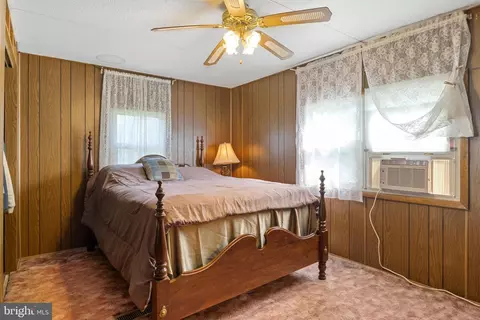 985 Valley View Rd, Hellam, PA 17406 photo 13