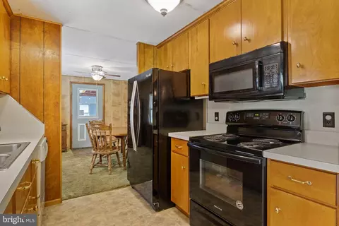 985 Valley View Rd, Hellam, PA 17406 photo 10