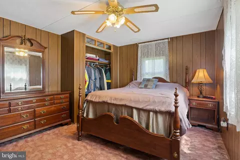 985 Valley View Rd, Hellam, PA 17406 photo 24