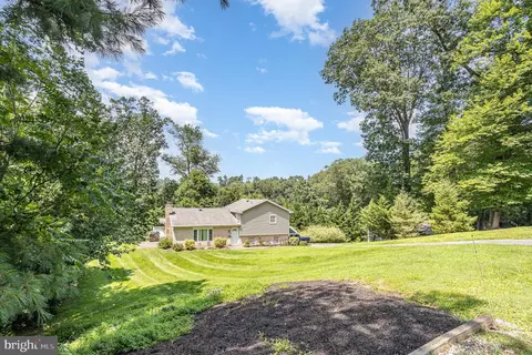 29 Eagle Ln, Etters, PA 17319