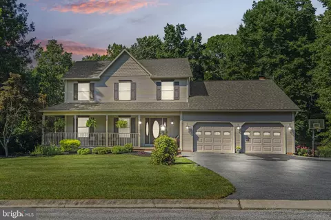 58 Morn Mist Ln, Hanover, PA 17331