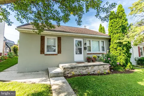 525 Locust St, Hanover, PA 17331