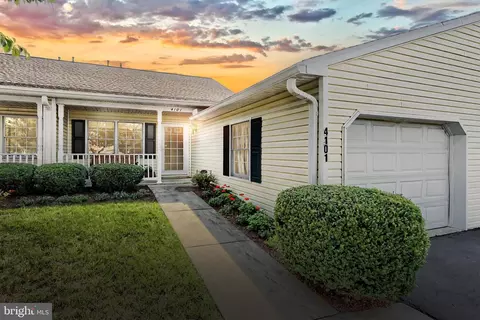 4101 Woodspring Ln #4101, York, PA 17402