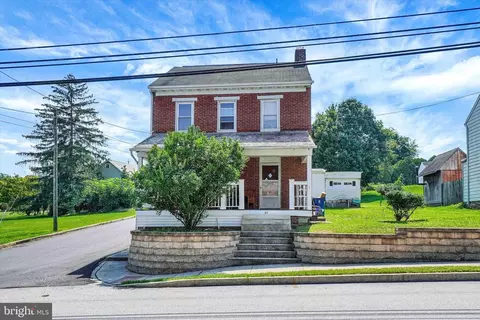 25 N Main St, York, PA 17403