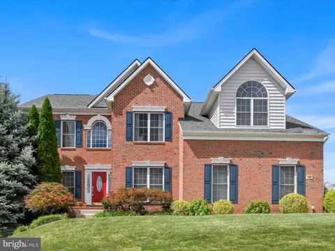 450 Grand Oak Way, Seven Valleys, PA 17360