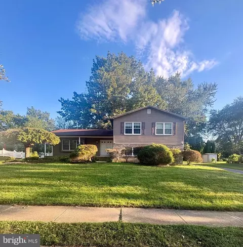 4150 Stone Run Dr, York, PA 17402