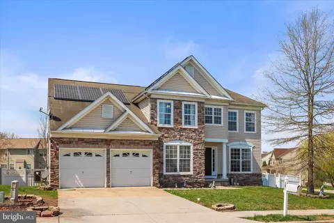 180 Hunter Creek Dr, York, PA 17406