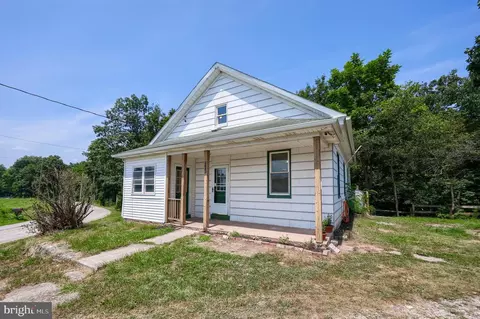 206 Bentz Mill Rd, Wellsville, PA 17365