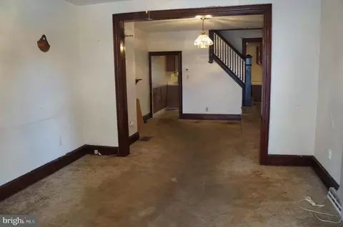 Living - 633 E Middle St, Hanover, PA 17331 photo 1 of 1