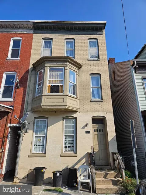 569 W Philadelphia St, York, PA 17403