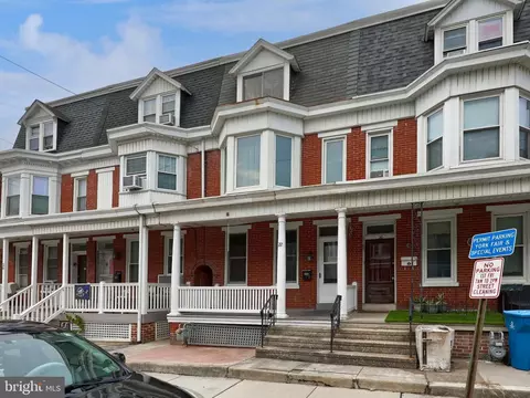 22 Dewey St, York, PA 17404