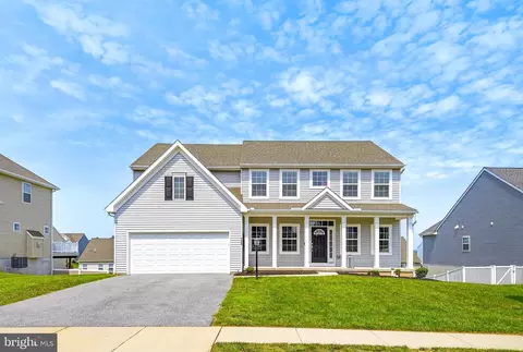 140 Village Rd, Manchester, PA 17345
