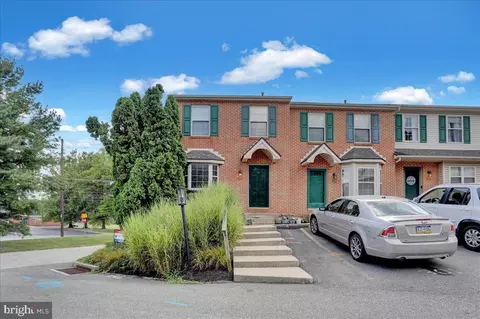 301 Country Club Rd #301, Red Lion, PA 17356