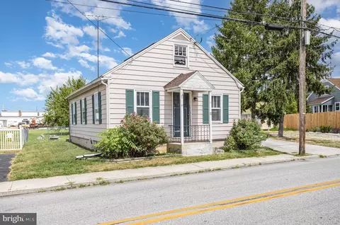 13 N Blettner Ave, Hanover, PA 17331
