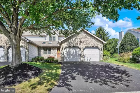 2651 Fairway Dr #2651, York, PA 17402