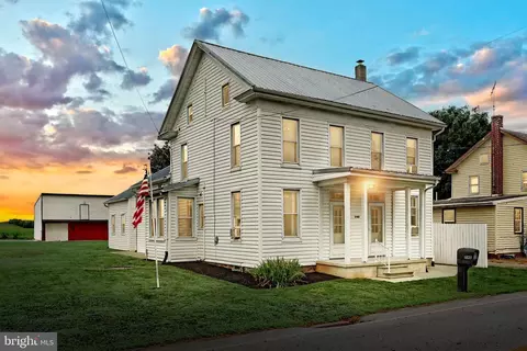 5148 W Canal Rd, Dover, PA 17315