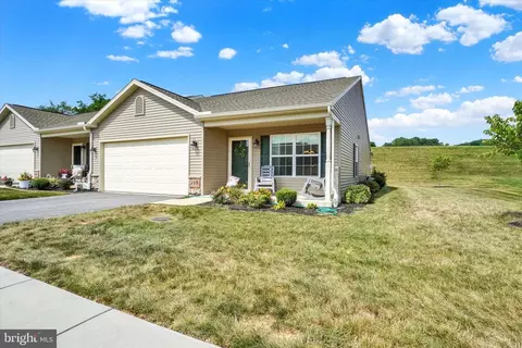 209 Palomino Way, Red Lion, PA 17356