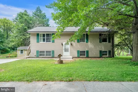 265 Deer Crk, Hanover, PA 17331