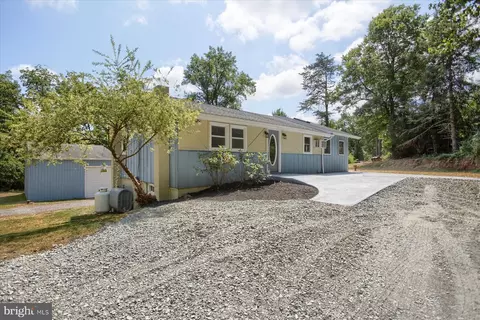 1441 Erney Rd, Dover, PA 17315
