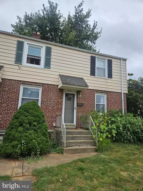 991 Loucks Pl, York, PA 17404