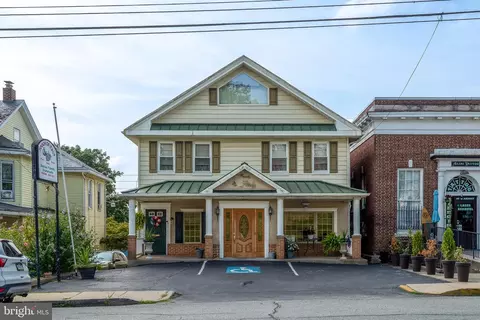 80 W Market, York, PA 17406