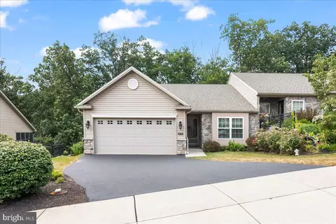 258 Red Haven Rd, New Cumberland, PA 17070
