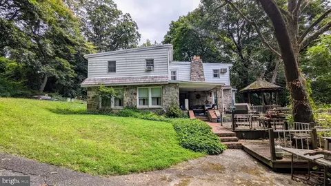 1987 Ridgewood Rd, York, PA 17406
