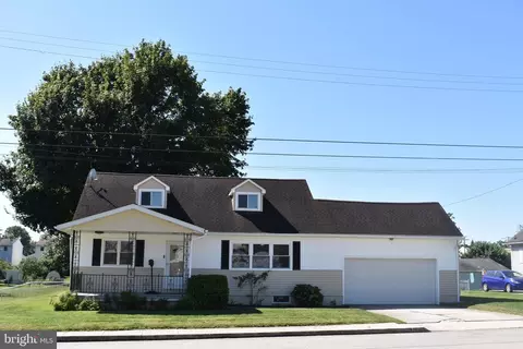 125 Charles Ave, Hanover, PA 17331