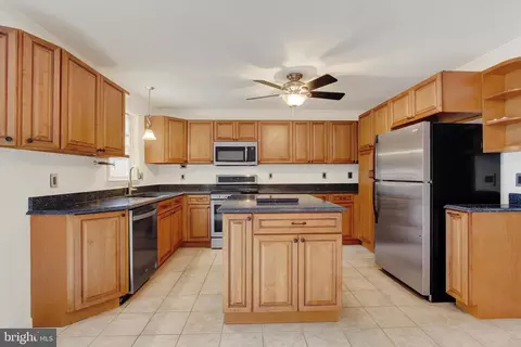 5206 Rockery Rd, Spring Grove, PA 17362 photo 14