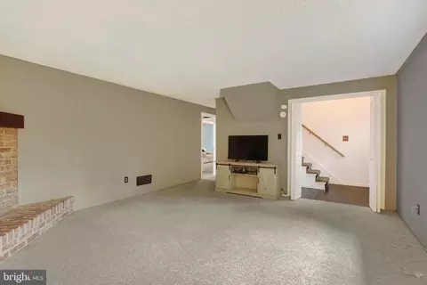 5206 Rockery Rd, Spring Grove, PA 17362 photo 7