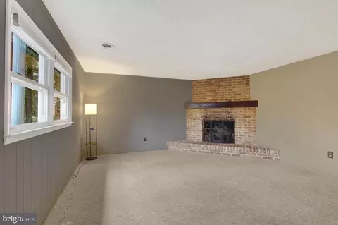5206 Rockery Rd, Spring Grove, PA 17362 photo 6
