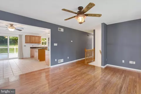 5206 Rockery Rd, Spring Grove, PA 17362 photo 11