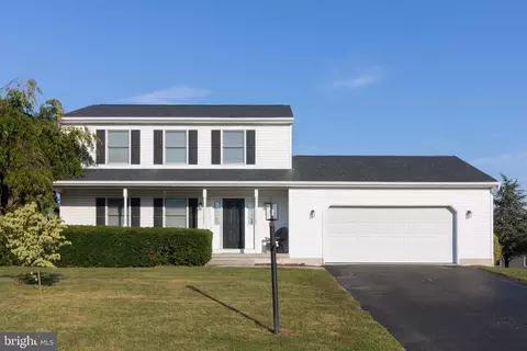 87 Lion Dr, Hanover, PA 17331